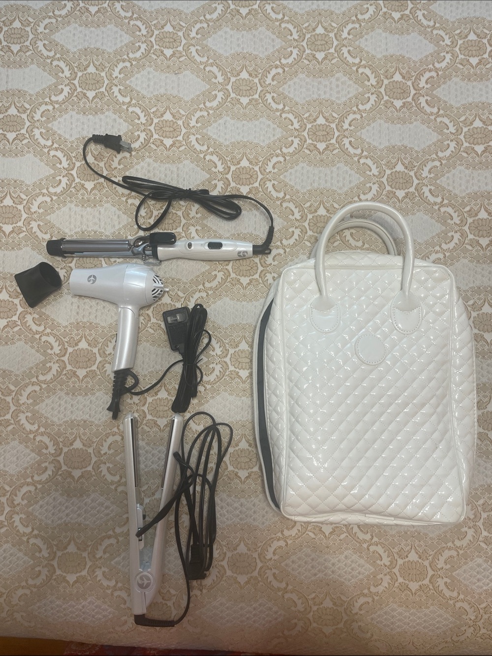 Travel Hair Styling Set - Black and Silver - Picture 3 of 4